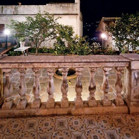 Donna Rosa - Your Home In Taormina Esterno foto